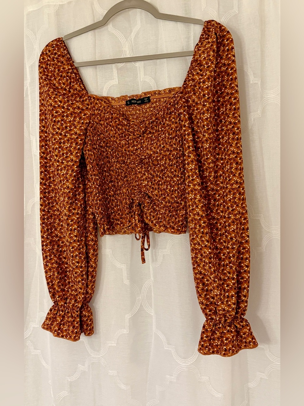 Hesperus Small Rust Floral Ruched Puff Sleeve Crop Top - Picture 4 of 9